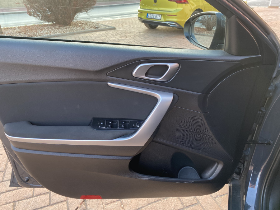 Imagen de Kia cee