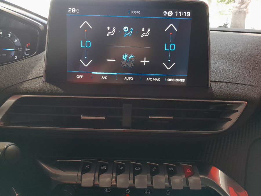 Imagen de Peugeot 3008