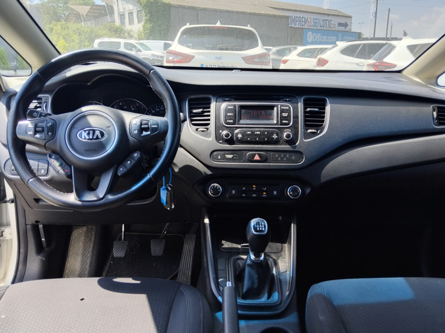 Imagen de Kia Carens