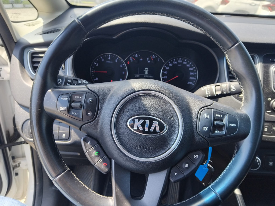 Imagen de Kia Carens
