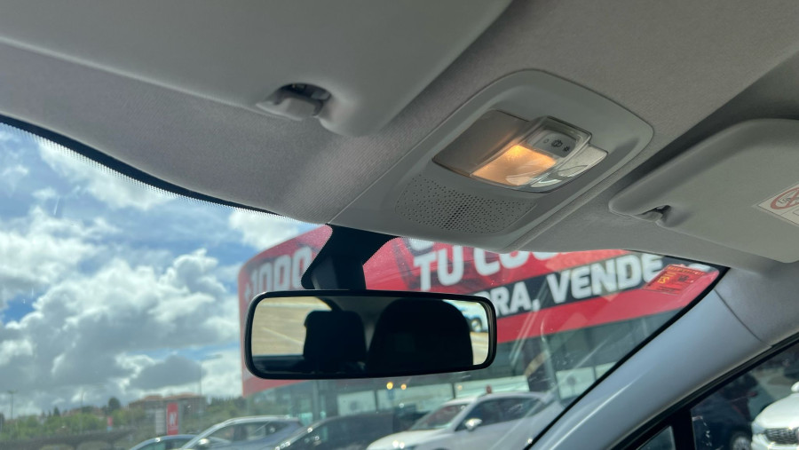 Imagen de Peugeot 208