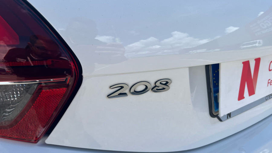 Imagen de Peugeot 208