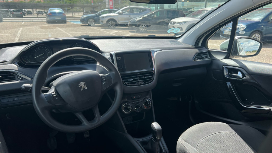 Imagen de Peugeot 208