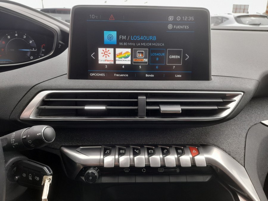 Imagen de Peugeot 3008