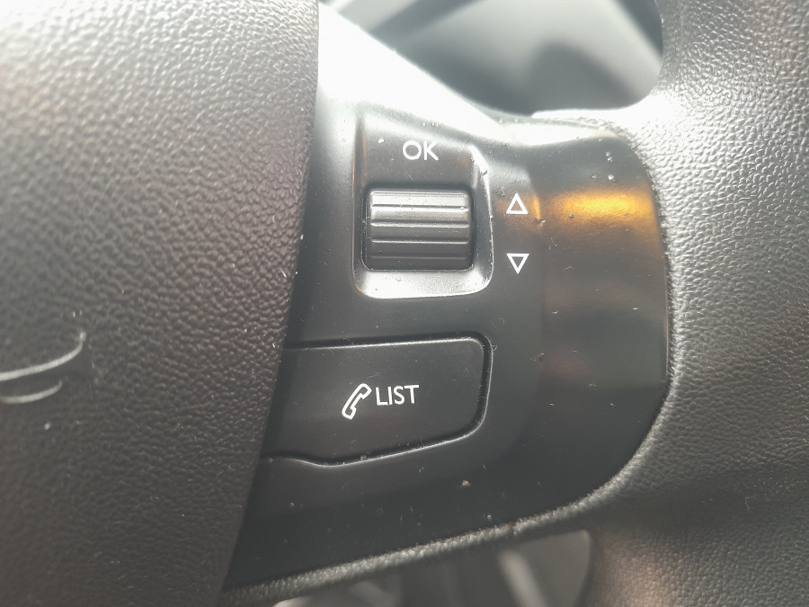 Imagen de Peugeot 208