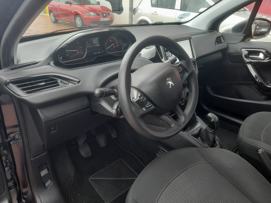 Imagen de Peugeot 208
