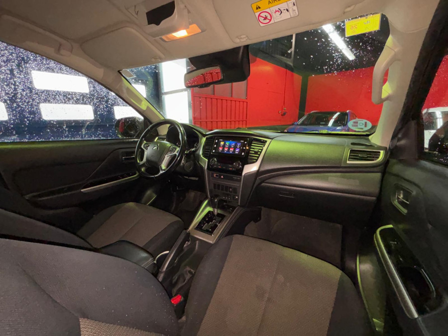 Imagen de Mitsubishi L200