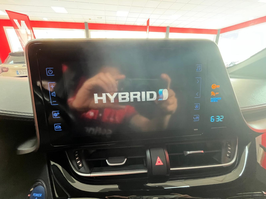 Imagen de TOYOTA C-HR