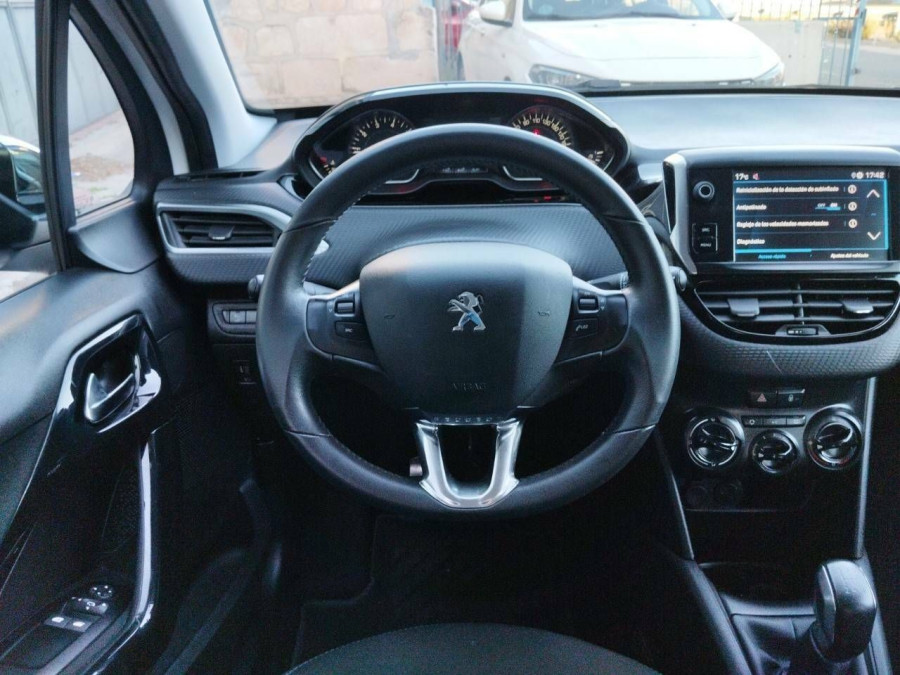 Imagen de Peugeot 208