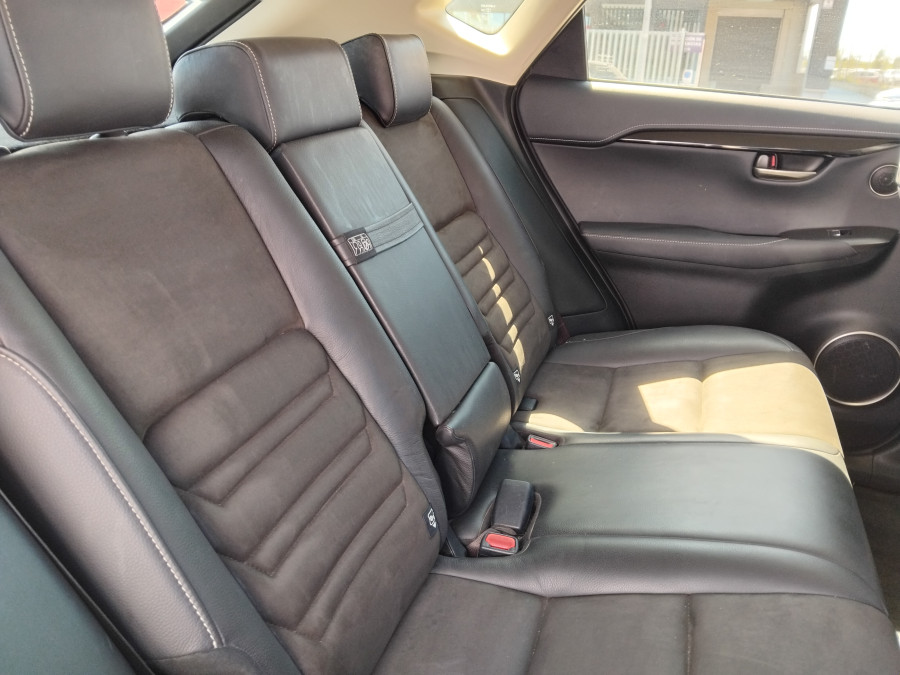 Imagen de Lexus NX