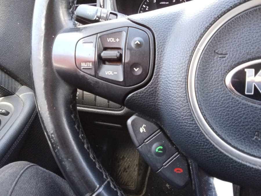 Imagen de Kia Carens