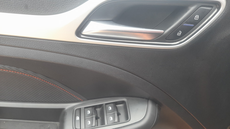 Imagen de Mg ZS