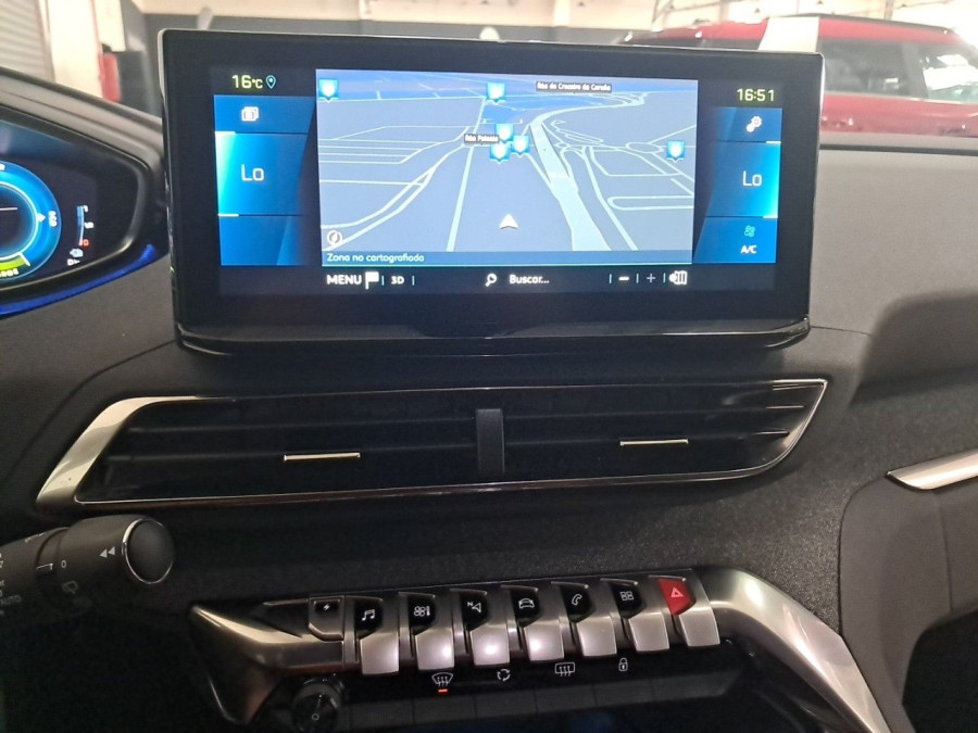 Imagen de Peugeot 3008 Hybrid