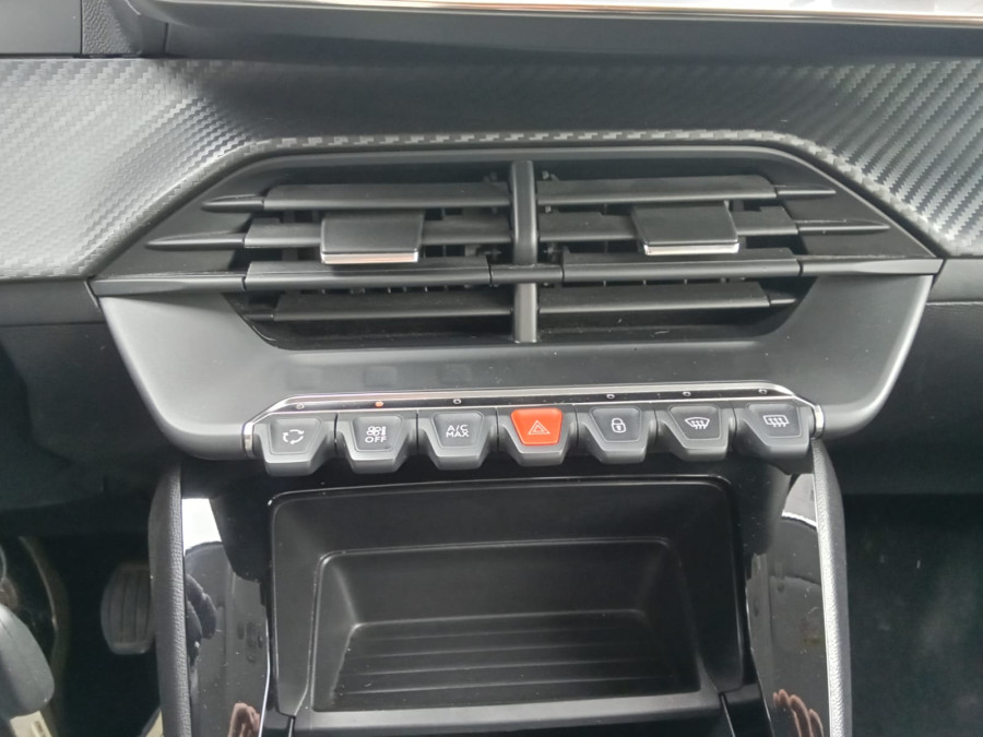 Imagen de Peugeot 208