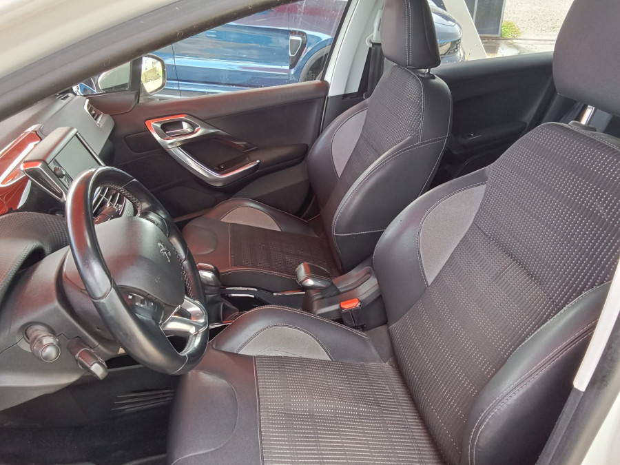 Imagen de Peugeot 2008