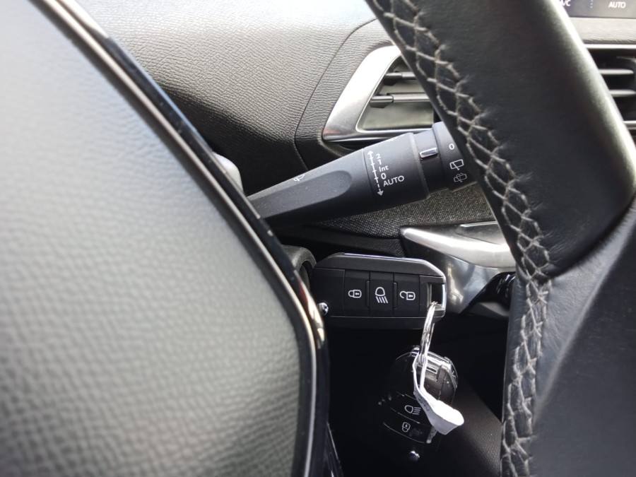 Imagen de Peugeot 3008