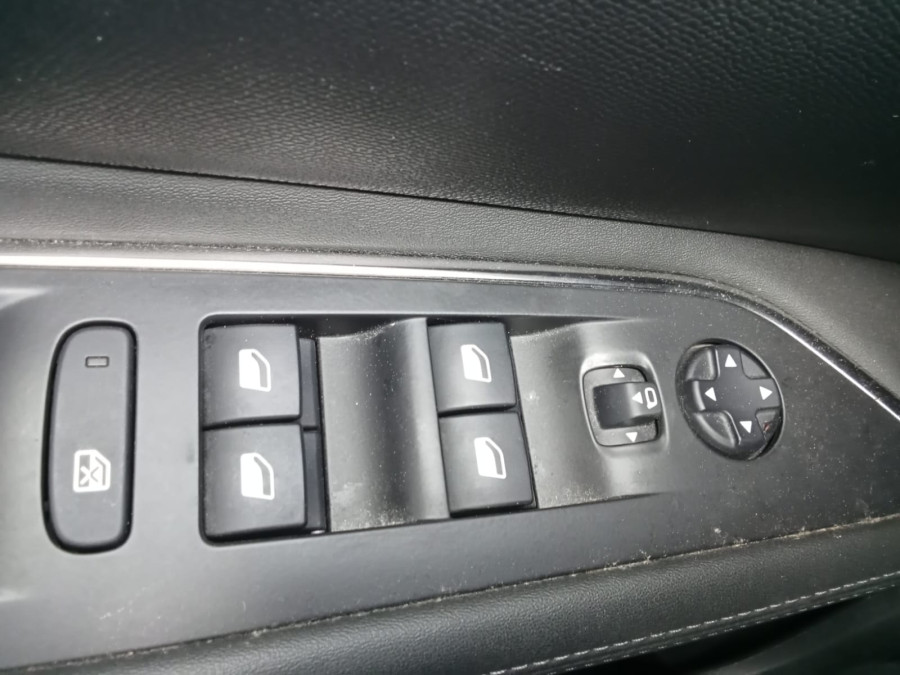 Imagen de Peugeot 3008