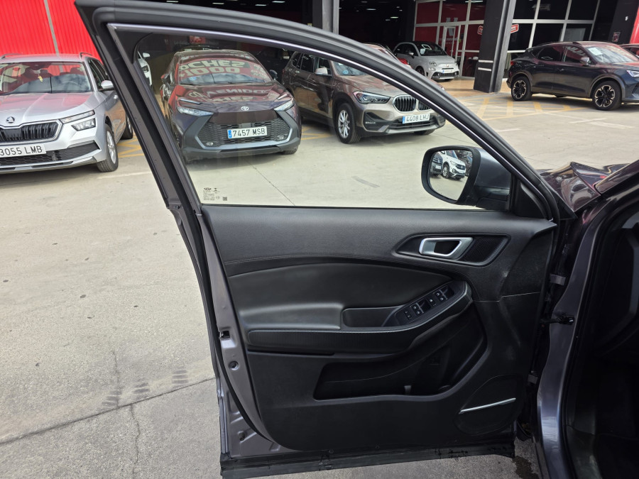 Imagen de dr automobiles DR 4.0