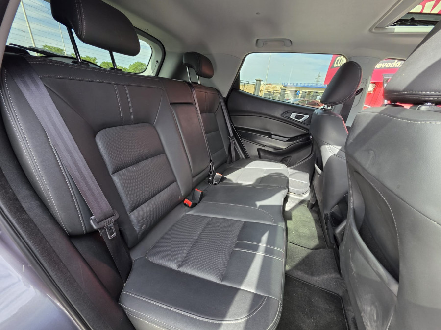 Imagen de dr automobiles DR 4.0