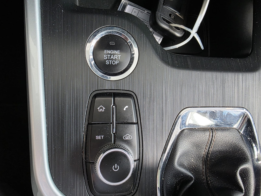 Imagen de dr automobiles DR 4.0