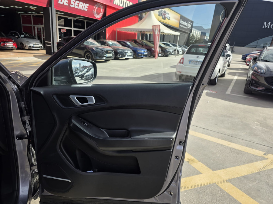 Imagen de dr automobiles DR 4.0