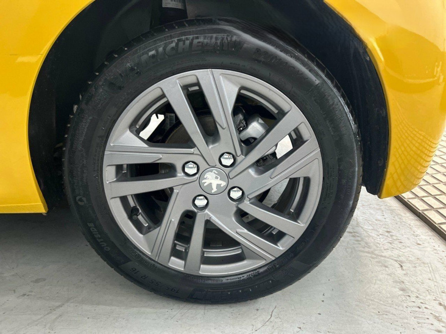 Imagen de Peugeot 208