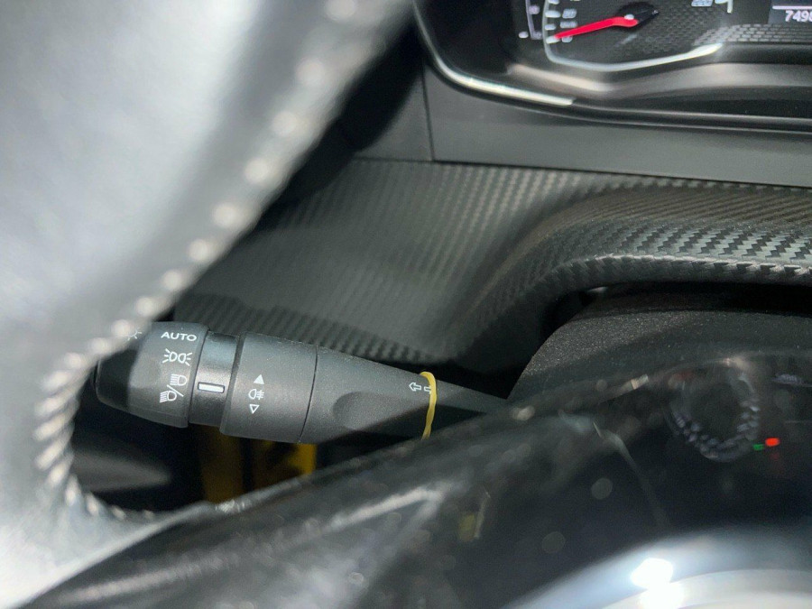 Imagen de Peugeot 208