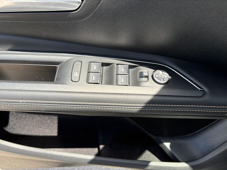 Imagen de Peugeot 5008