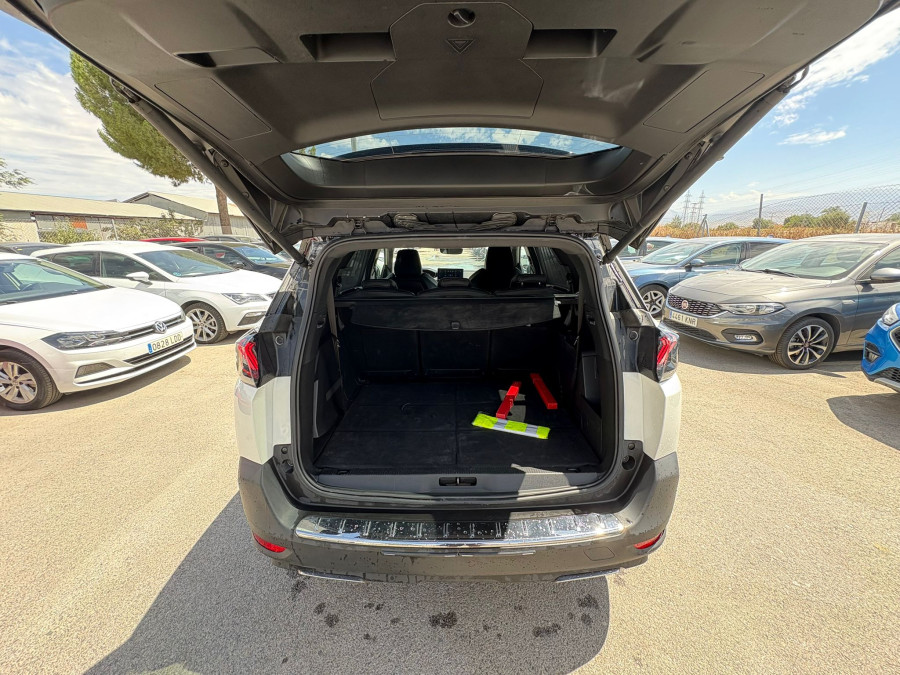 Imagen de Peugeot 5008