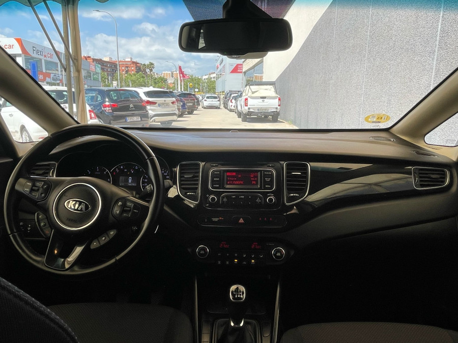 Imagen de Kia Carens