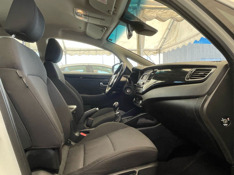 Imagen de Kia Carens