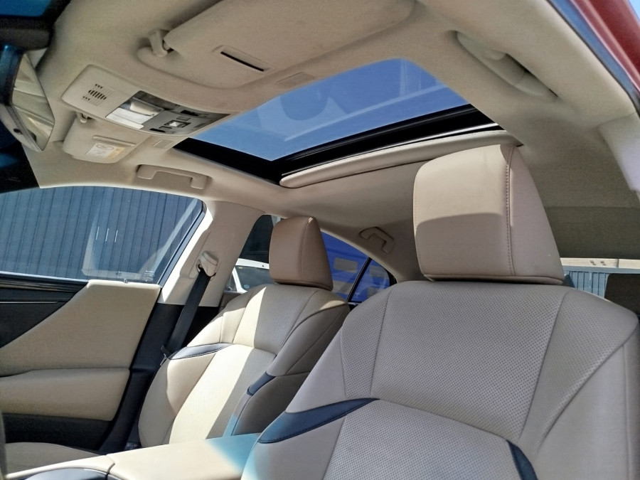 Imagen de Lexus ES