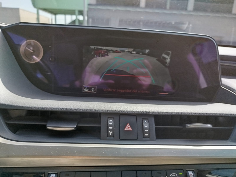 Imagen de Lexus ES