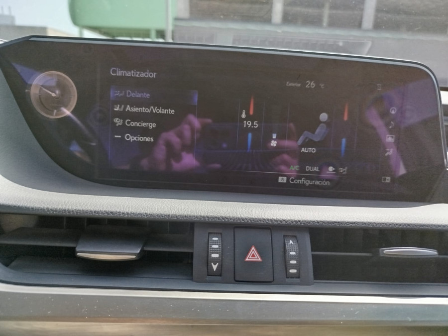 Imagen de Lexus ES