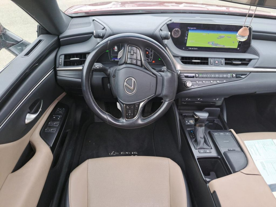 Imagen de Lexus ES