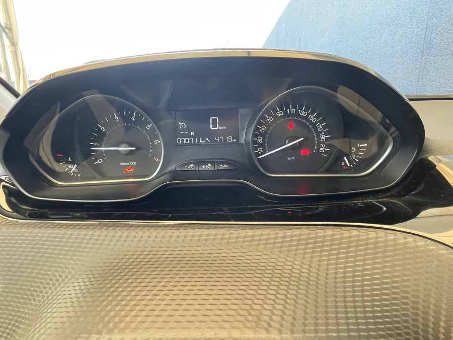 Imagen de Peugeot 208