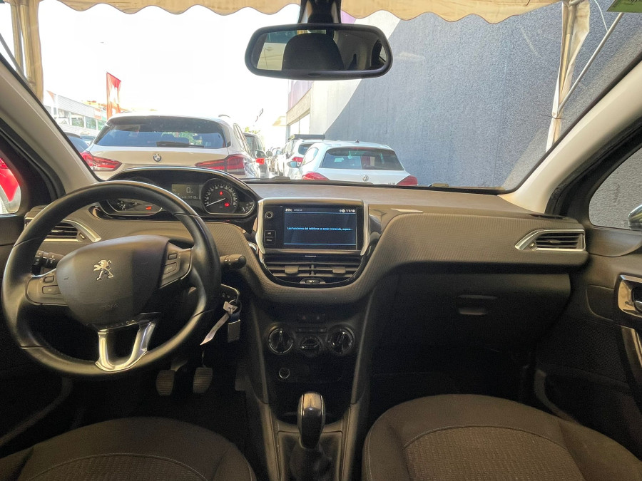 Imagen de Peugeot 208