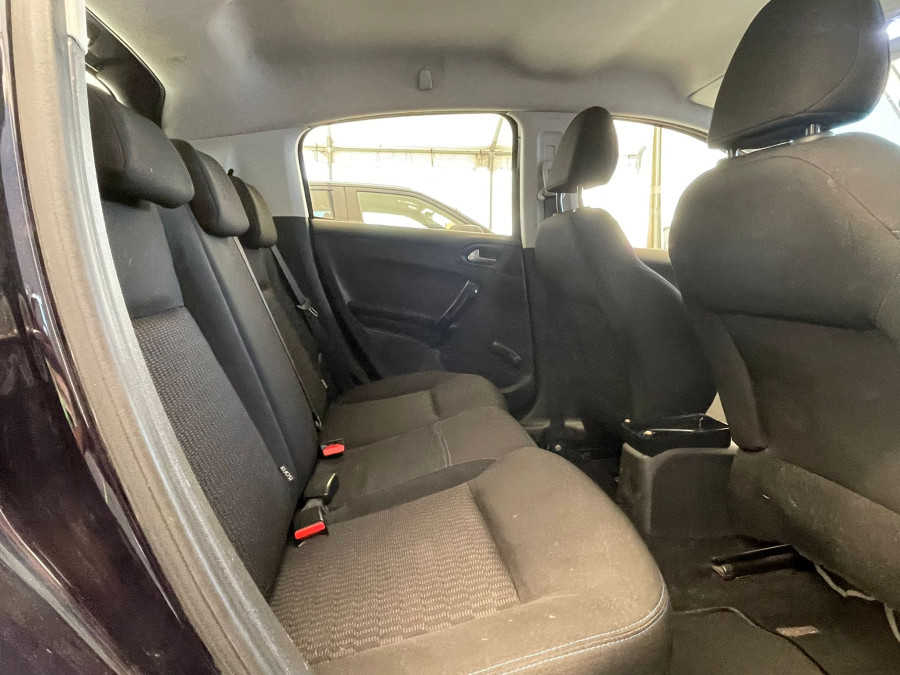 Imagen de Peugeot 208