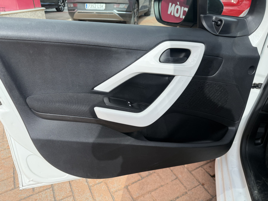 Imagen de Peugeot 208