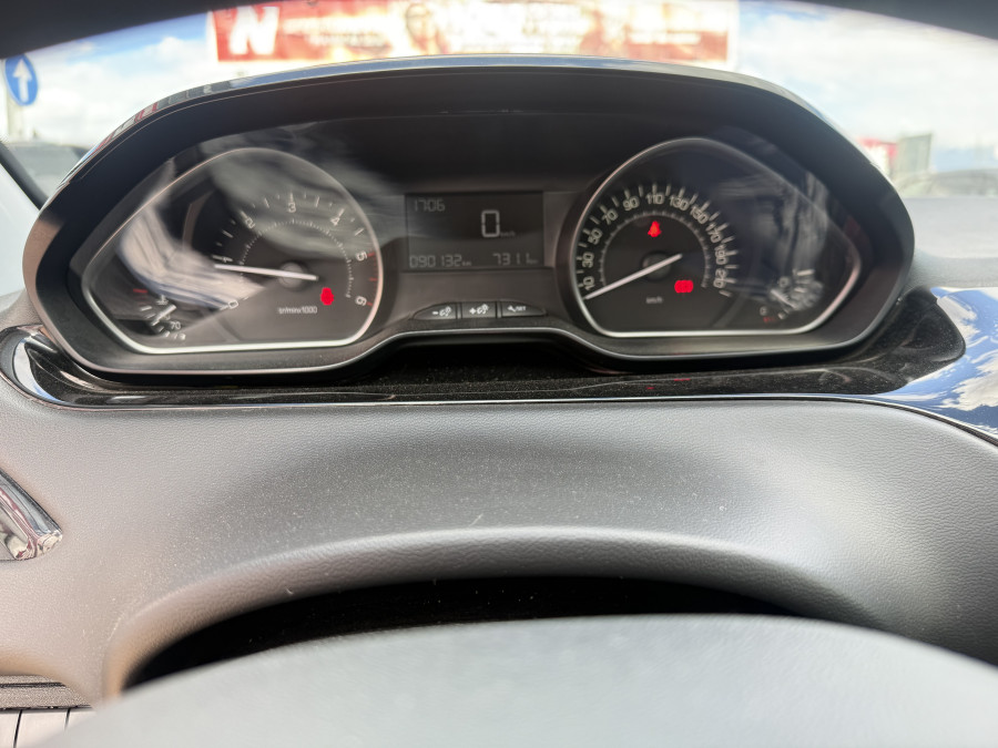 Imagen de Peugeot 208