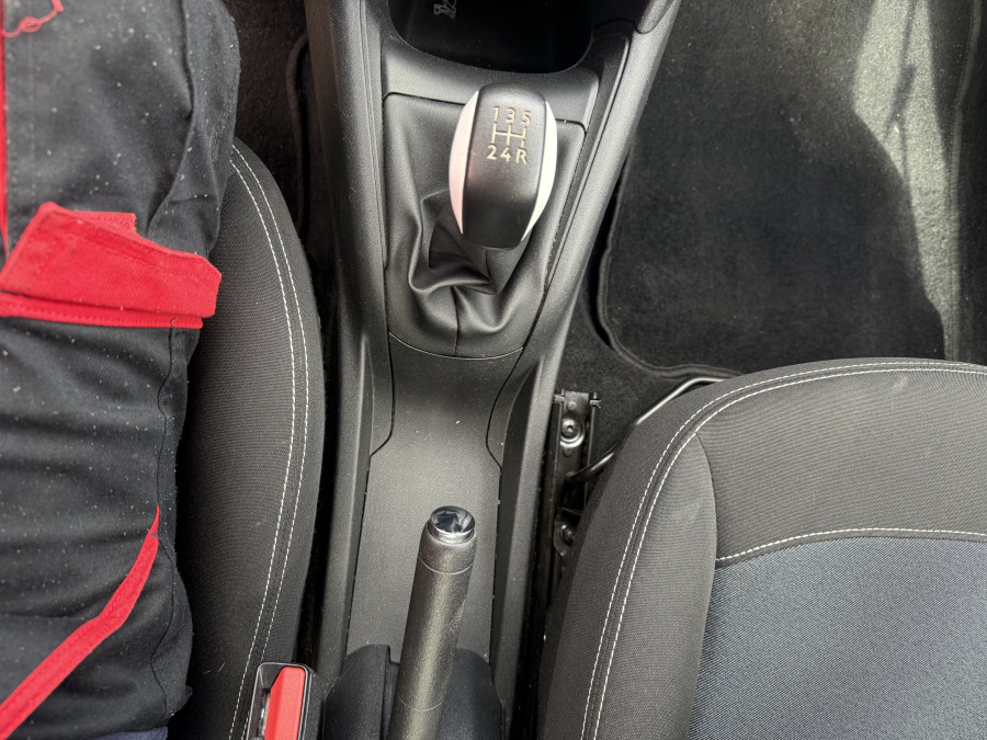 Imagen de Peugeot 208