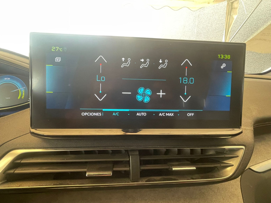 Imagen de Peugeot 3008 Hybrid