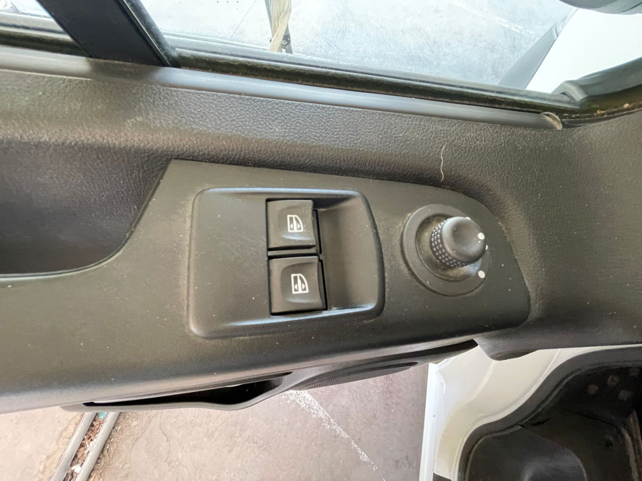 Imagen de NISSAN NV300