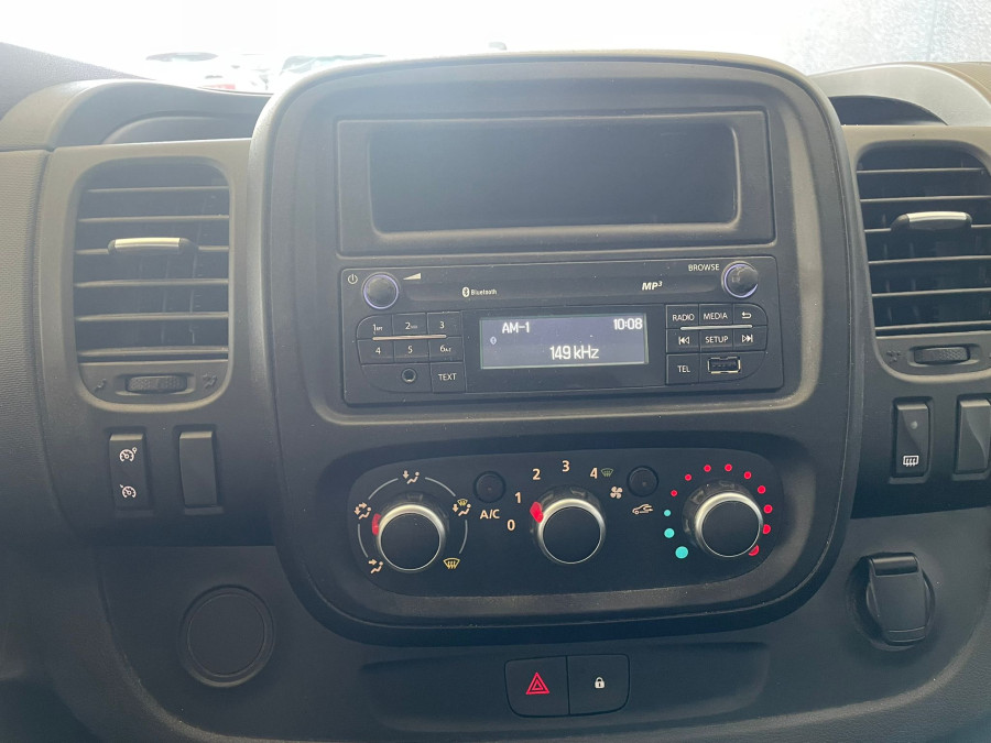 Imagen de NISSAN NV300