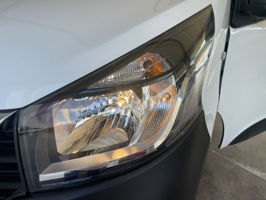 Imagen de NISSAN NV300