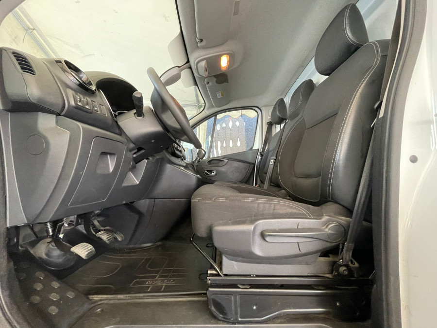 Imagen de NISSAN NV300