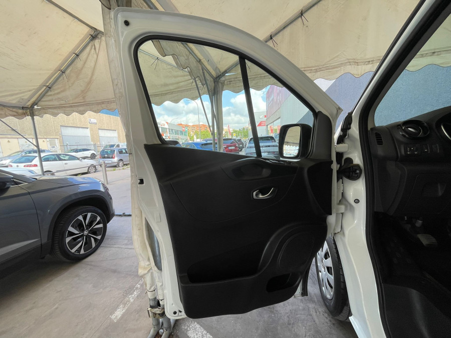 Imagen de NISSAN NV300