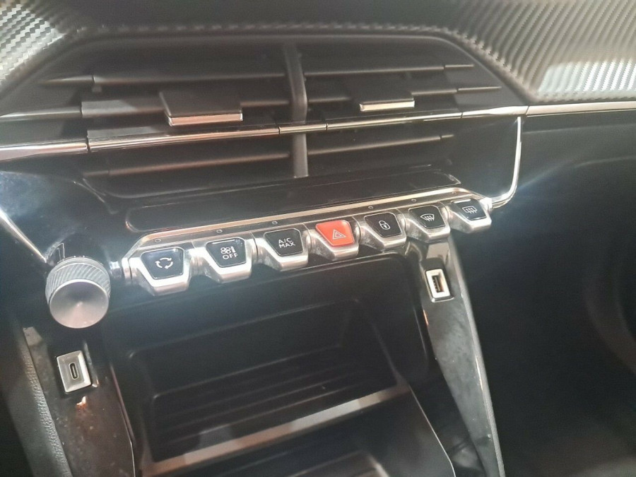 Imagen de Peugeot 2008