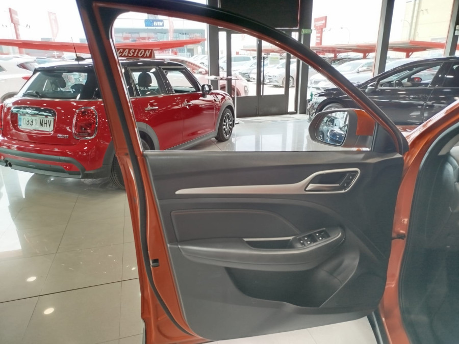 Imagen de Mg ZS