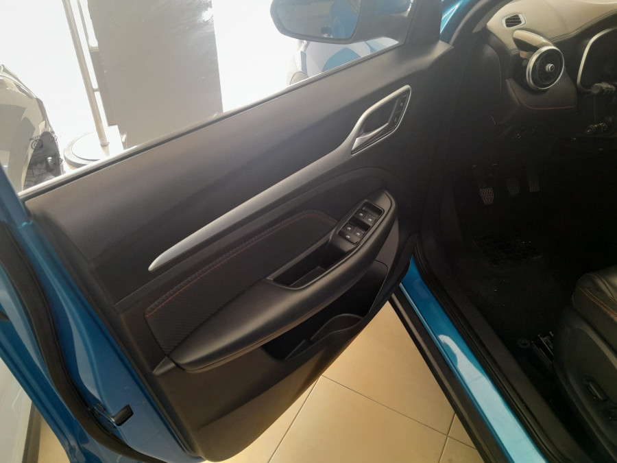 Imagen de Mg ZS